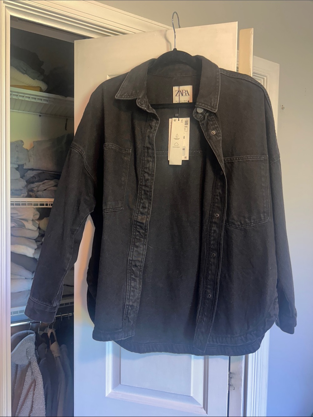 Zara Women’s Black Oversized Denim Shirt Jacket